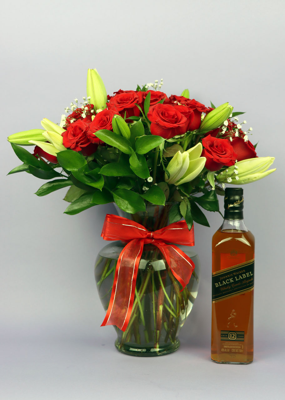Rosas con Lilis y Whisky