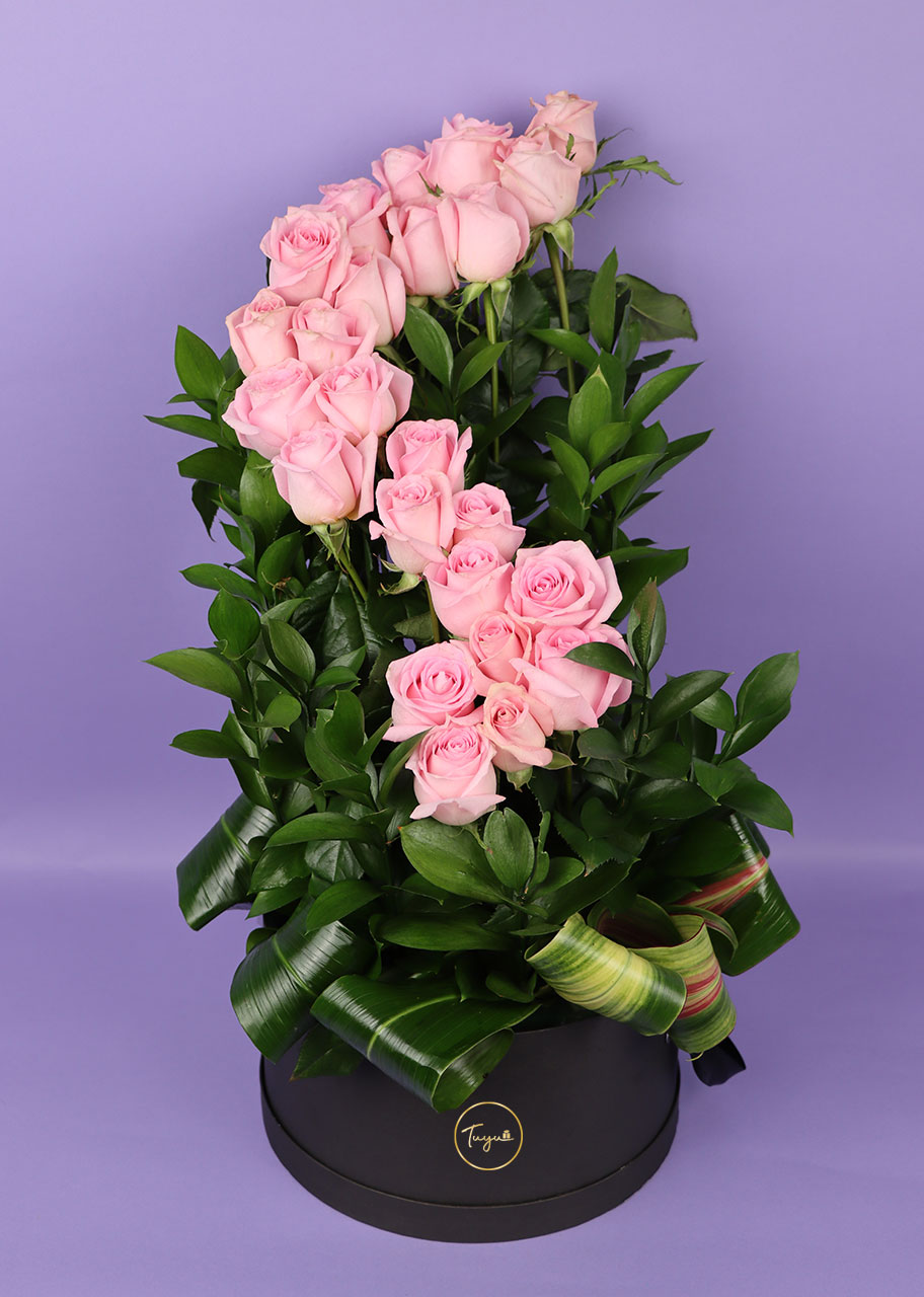 De aquí al cielo con 24 rosas Rosas 