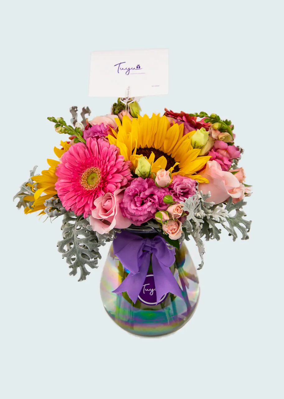 Hermoso diseño en rosa con un toque de  Girasoles 