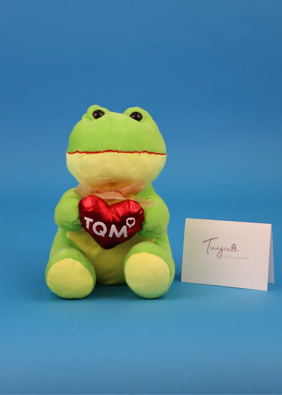 Divertida Ranita con corazón TQM de 20 cm. aproximadamente 